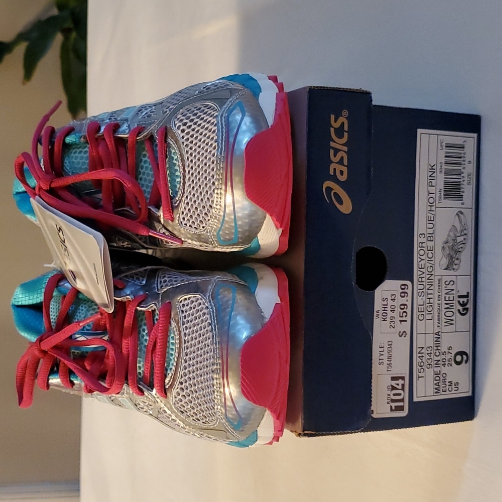 ASICS Gel Sneakers